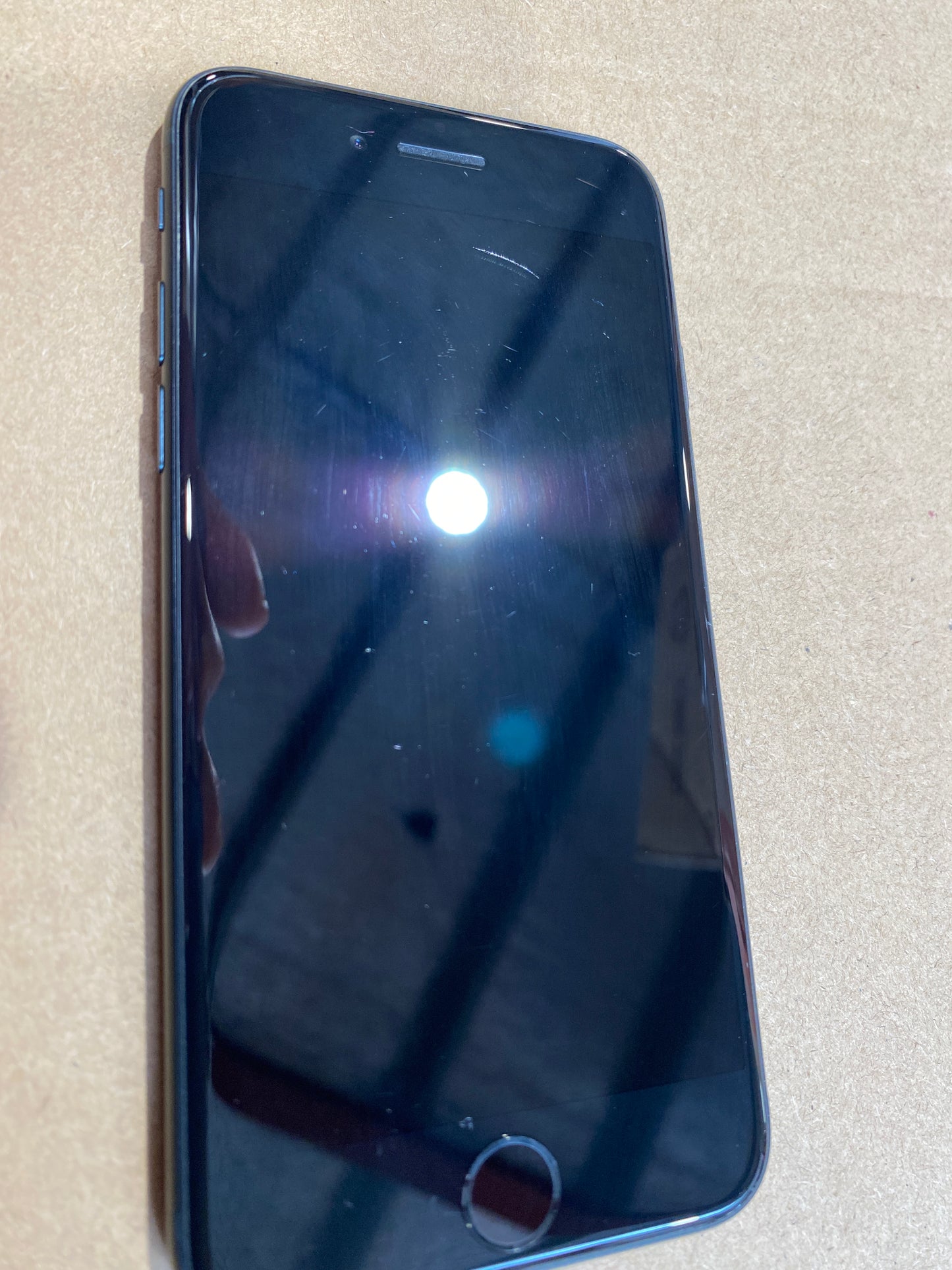 Apple iPhone SE (3rd Gen) – 64GB Midnight (A Grade, 5G)