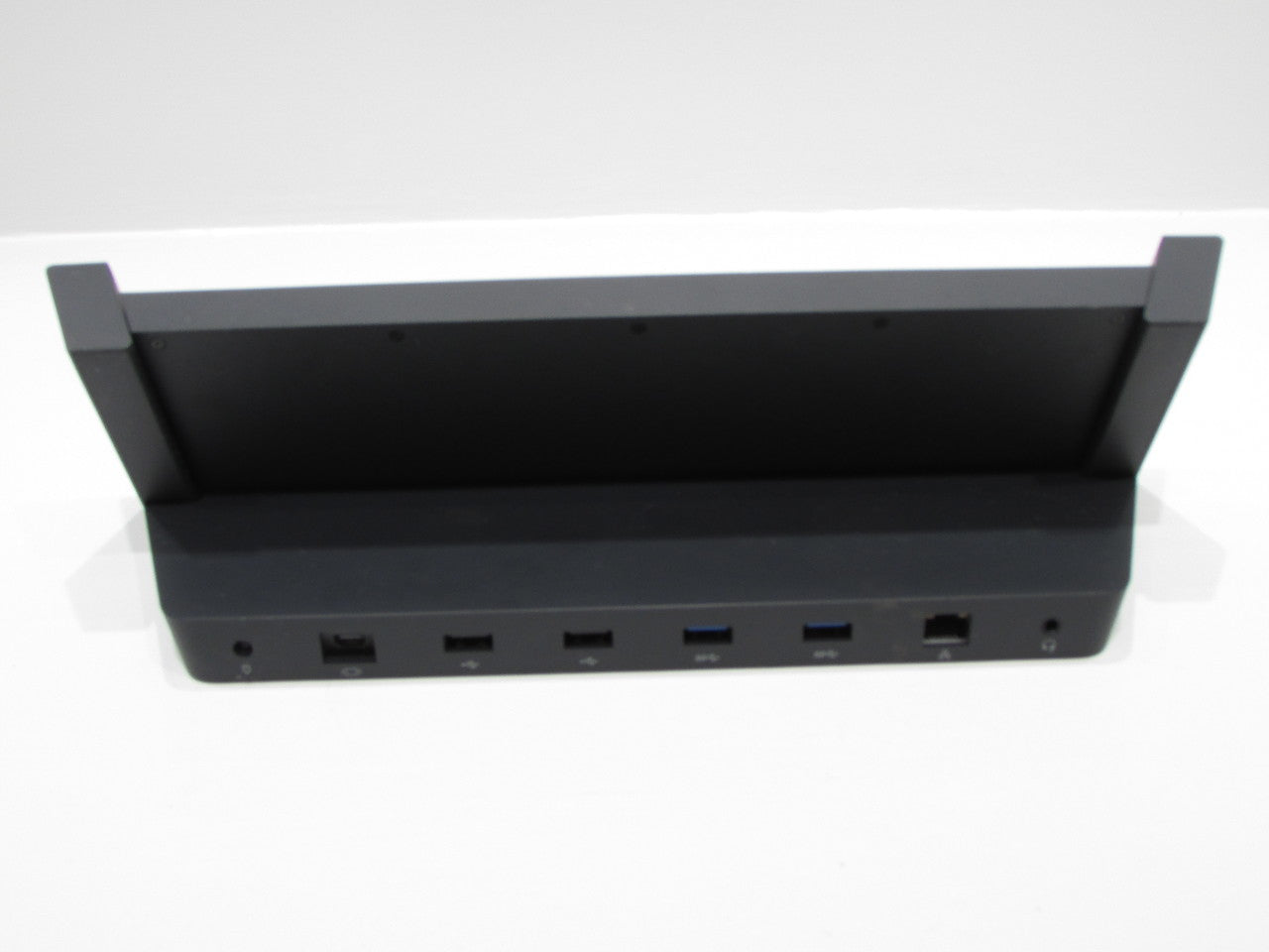 Microsoft Surface Dock – Expand Your Surface Experience